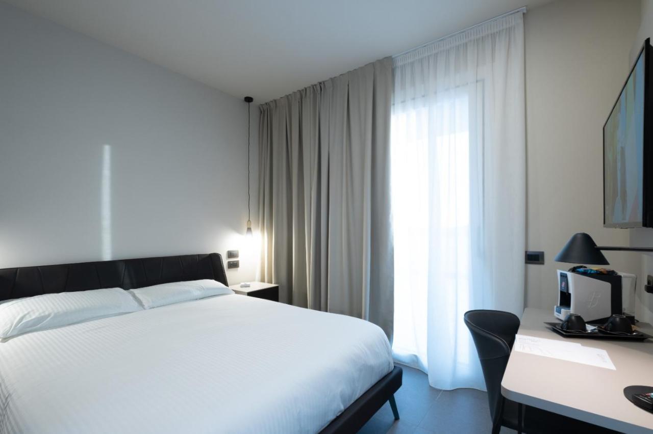 Bbcube Hotel Porto Viro Luaran gambar
